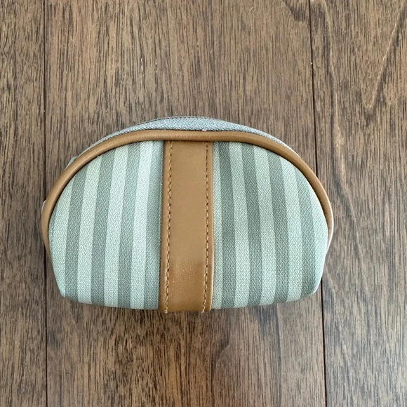 Retro Coin Change Purse - Picture 3 of 3